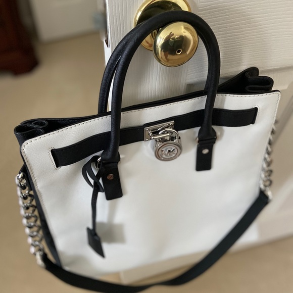 Michael Kors Handbag - Picture 2 of 4